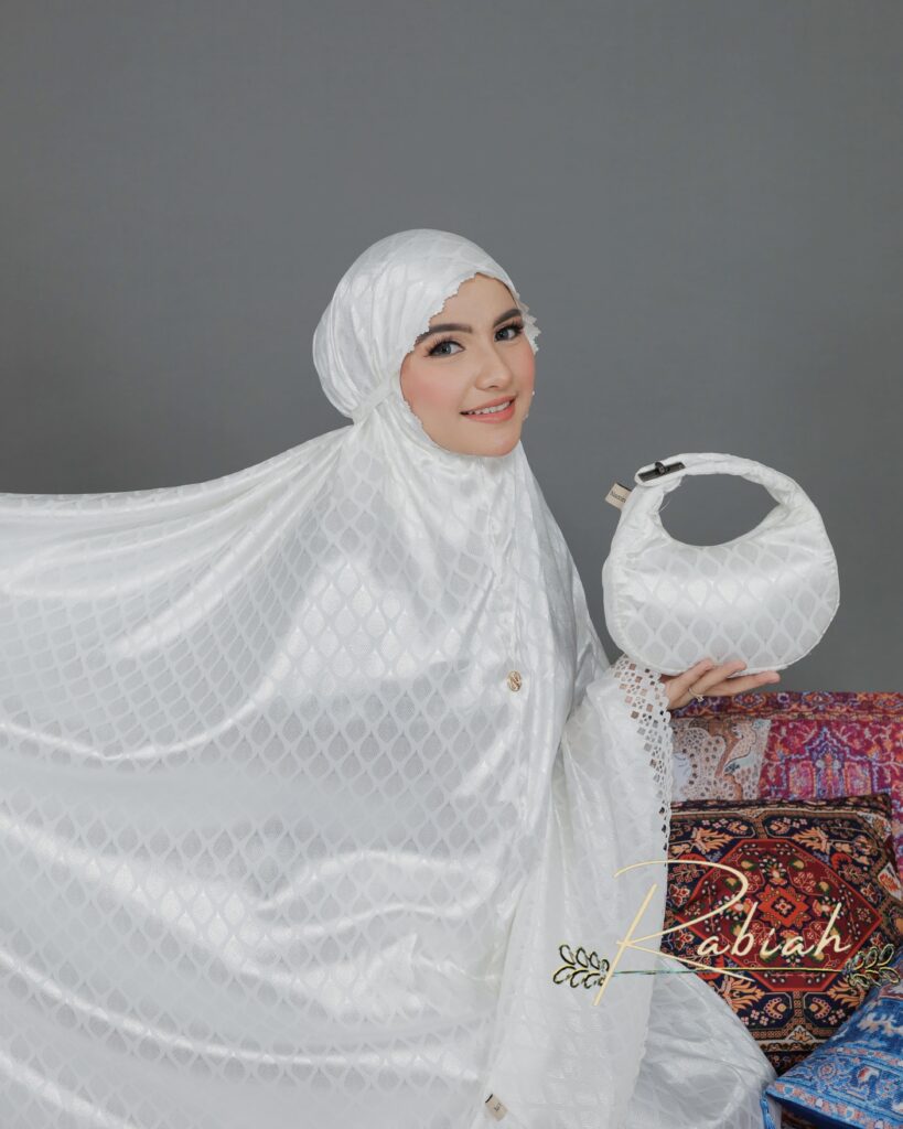 Mukena Dewasa Mezna Series